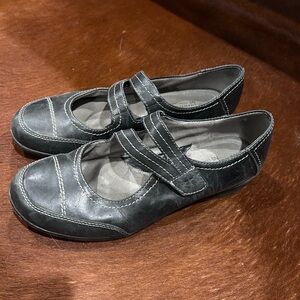 Naturalizer Black Leather Caprina Mary Jane’s Women’s Size 8